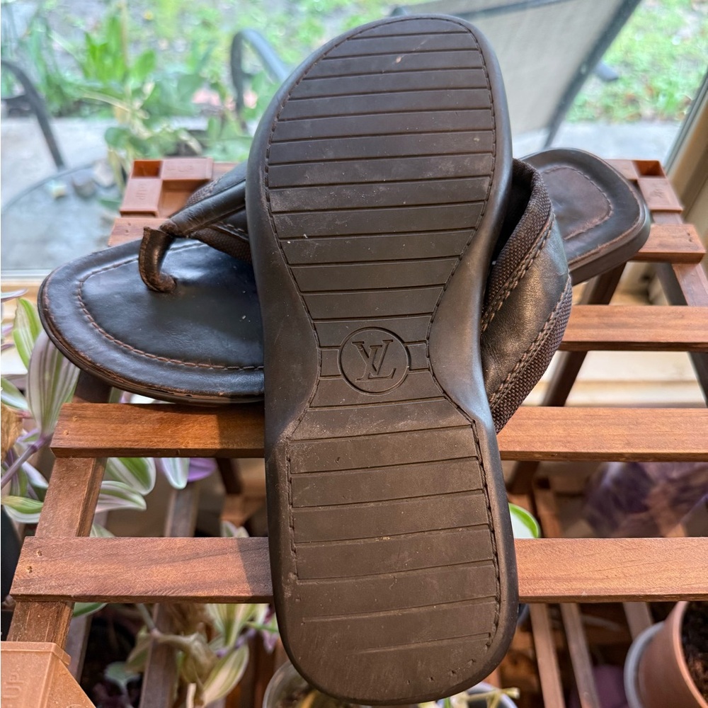 Men's Brown Leather Louis Vuitton sz 42 - Picture 4 of 5